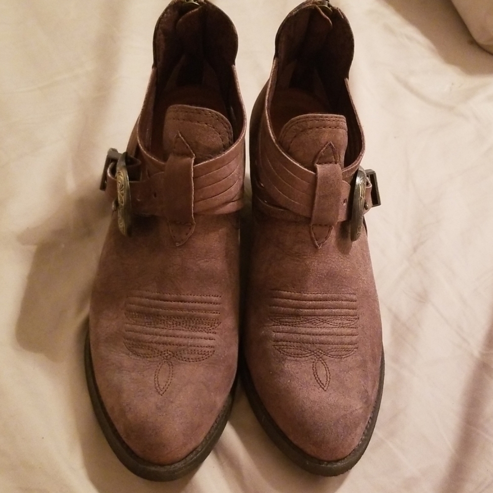 Ariat Boots